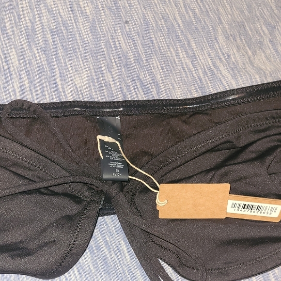 SKIMS Onyx Recycled Swim Top - Picture 3 of 3